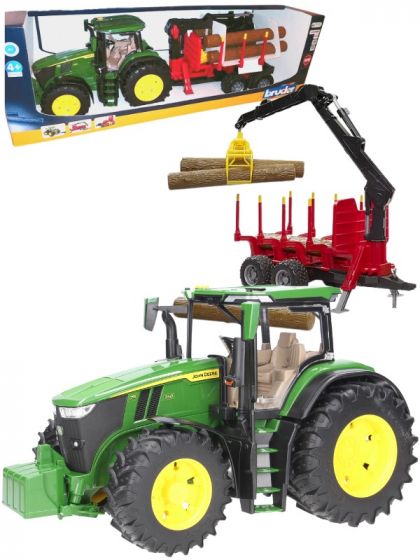 Bruder John Deere 7R 350 traktor og anhænger med løftearm og 4 tømmerstokke - 03154