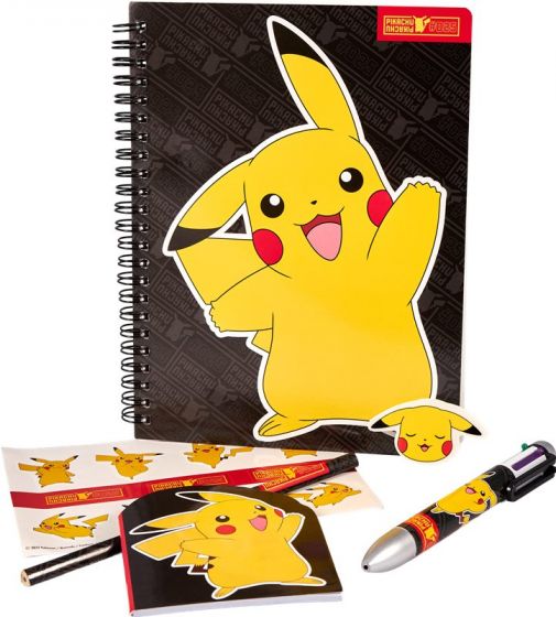 Pokemon skrivset med flerfärgspenna, A5 anteckningsblock, klistermärken och mer - med motiv av Pikachu 