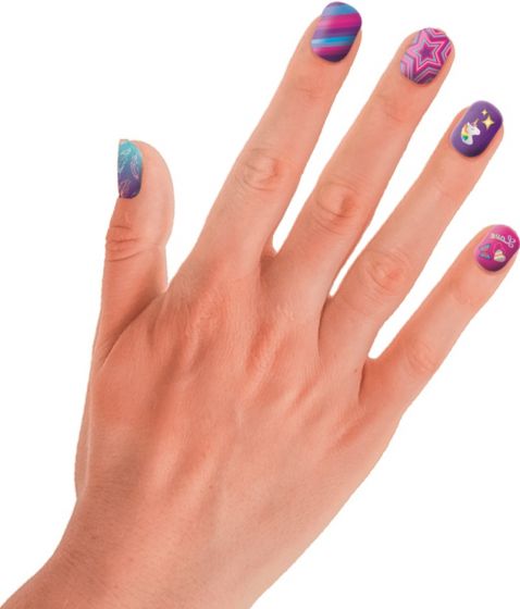 Clementoni Crazy Chic Glänsande naglar - med nagellack och dekorationer