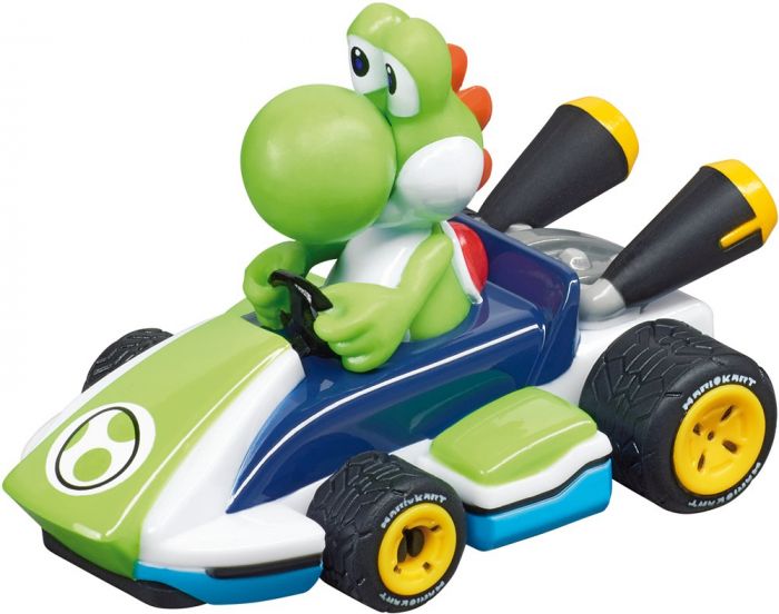 Carrera First Nintendo Mario Kart Royal Raceway - bilbana med två bilar - 3,5 meter
