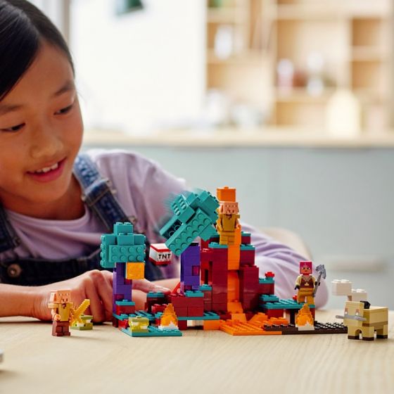 LEGO Minecraft 21168 Den vindskjeve skogen