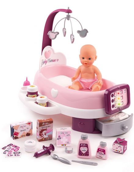 Smoby Baby Nurse elektrisk puslebord til dukker - med dukke, tablet og tilbehør