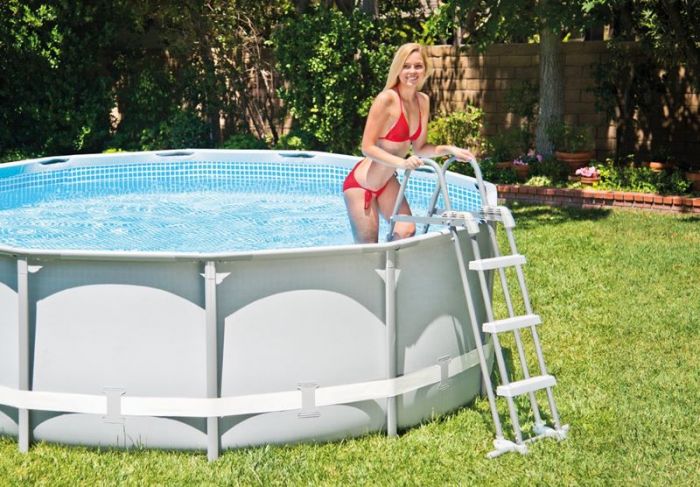 Intex Deluxe Pool Ladder - badstege med avtagbara steg - 92 - 107 cm