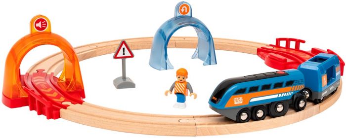 BRIO World Smart Tech Sound Action Tunnel Circle tågpaket 33974 - tågbana med tunnel och tåg