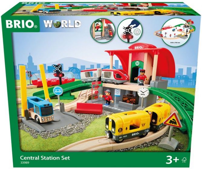 BRIO World centralstation 33989 - med tågsats och 37 delar