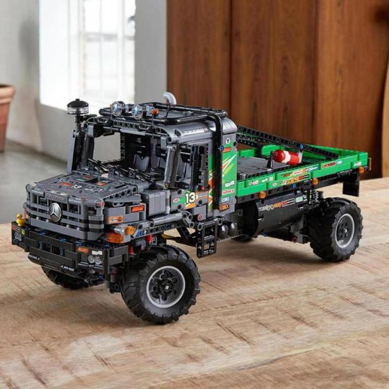 LEGO Technic 42129 Mercedes-Benz Zetros fyrhjulsdriven terränglastbil