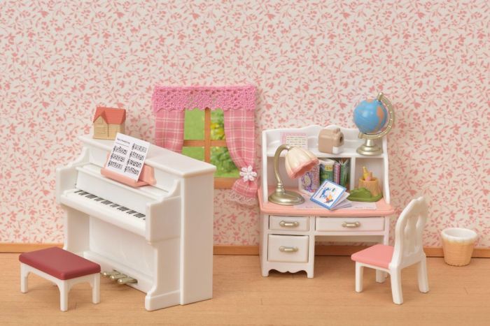 Sylvanian Families Piano og skrivebord - møbelsett 20 deler