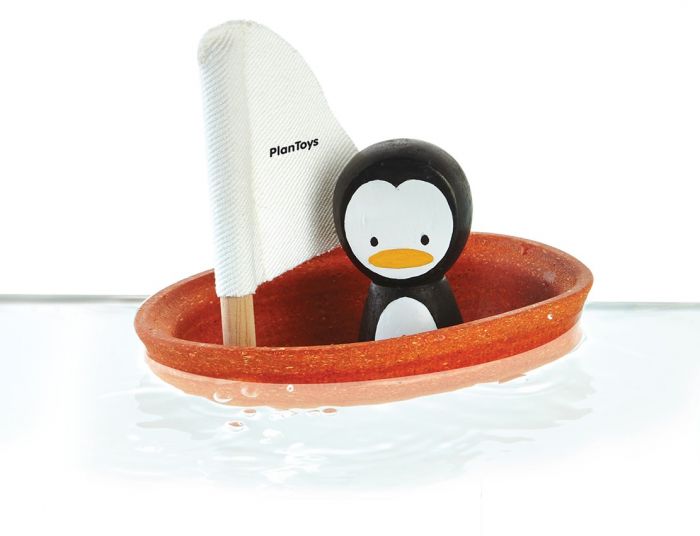 PlanToys segelbåt med pingvin