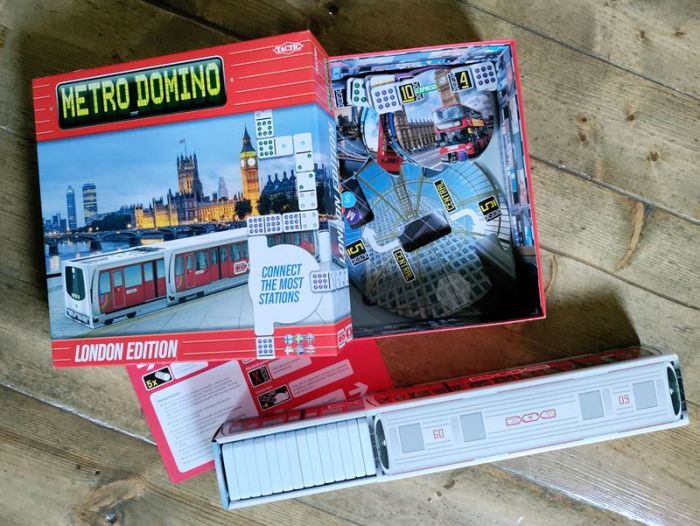 Metro Domino: London edition - dominospill med stasjoner