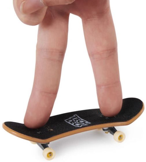 Tech Deck mini skateboard 4-pack - multipack med brädor, skruvar och hjul