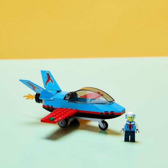 LEGO City Great Vehicles 60323 Stuntfly