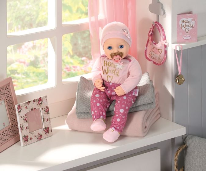 Baby Annabell Deluxe Startpaket med kläder och tillbehör - 43 cm