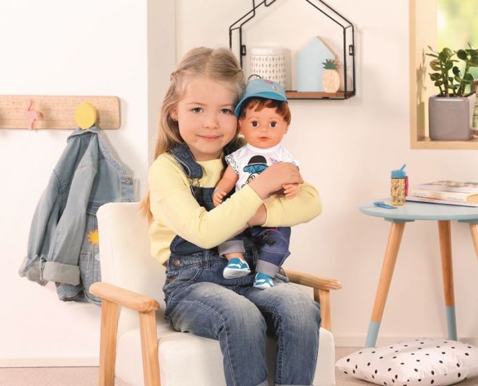 BABY Born Soft Touch Brother - interaktiv guttedukke med 6 funksjoner - gråter, drikker og bader - 43 cm