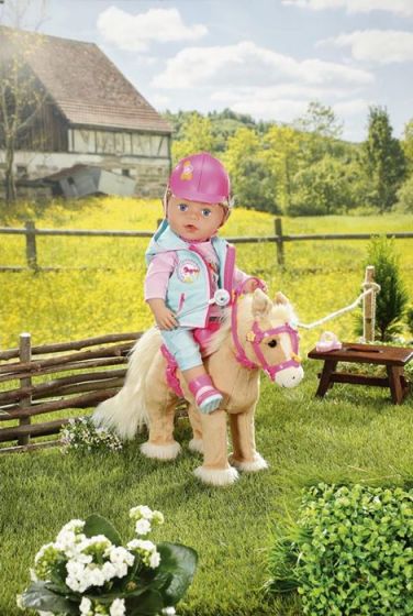 BABY Born Deluxe antrekk - ridebukse, vest, genser, hjelm, støvler og tilbehør til dukke 43 cm