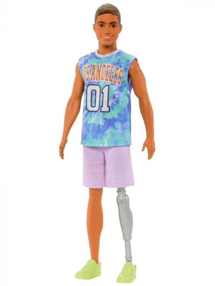 Barbie Ken Fashionistas #212 - docka med benprotes, los angelses-tröja och lila shorts