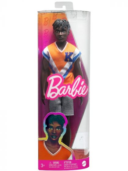 Barbie Ken Fashionistas - Mörkhyad docka med flätor och sportskläder