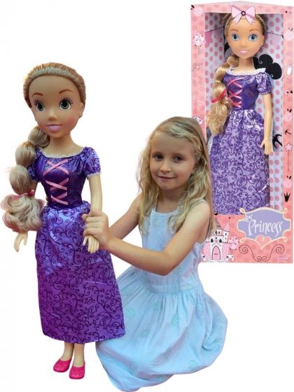 Prinsessedukke med langt, lyst hår og lilla kjole - 80 cm