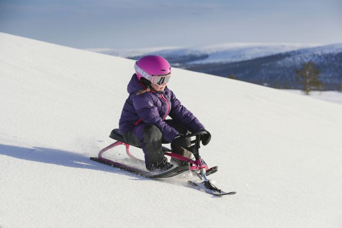 Stiga Snowracer Iconic kjelke - rosa og sort - fra 5 år