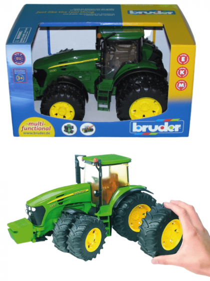 Bruder John Deere 7930 Traktor med tvillingehjul - 03052