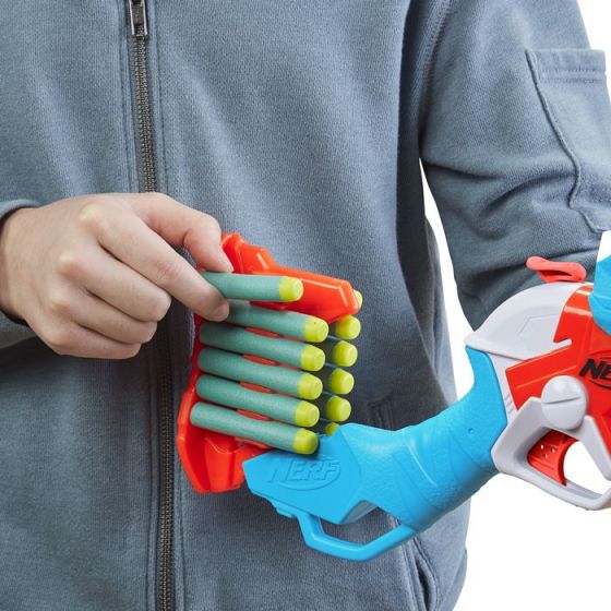 Nerf DinoSquad Tricera blaster med 12 Elite dartpiler