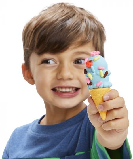 Play Doh Peppa Gris iskrem lekesett - med iskrembil, Peppa Gris og Georg figurer og 5 bokser leire 