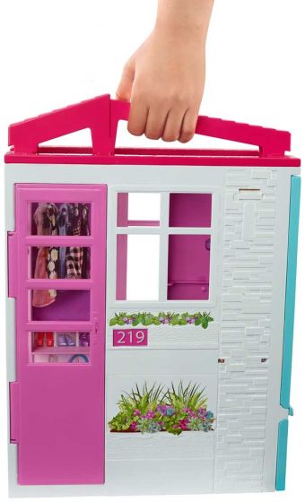 Barbie Fold and Go dukkehus i et plan - med dukke og møbler