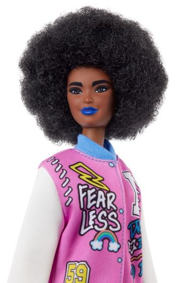 Barbie Fashionistas #156 - dukke med svart afrohår, blå leppestift og lettermankjole