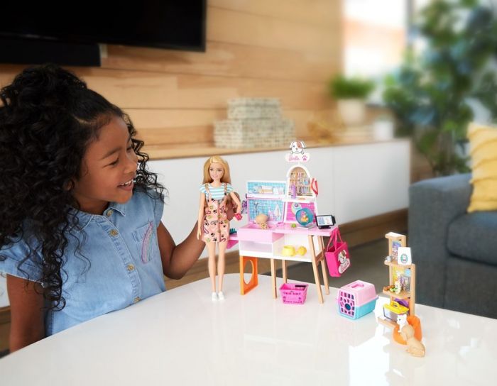 Barbie Dyrebutikk lekesett  - med dukke og 4 dyr
