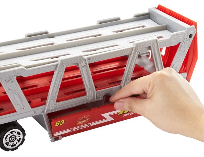 Matchbox brann-transporter - avtagbar henger og tilbehør - 40 cm