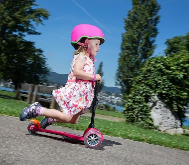 Micro Mini 3in1 pink løbehjul med tre hjul - med aftageligt sæde og barnehåndtag - pink