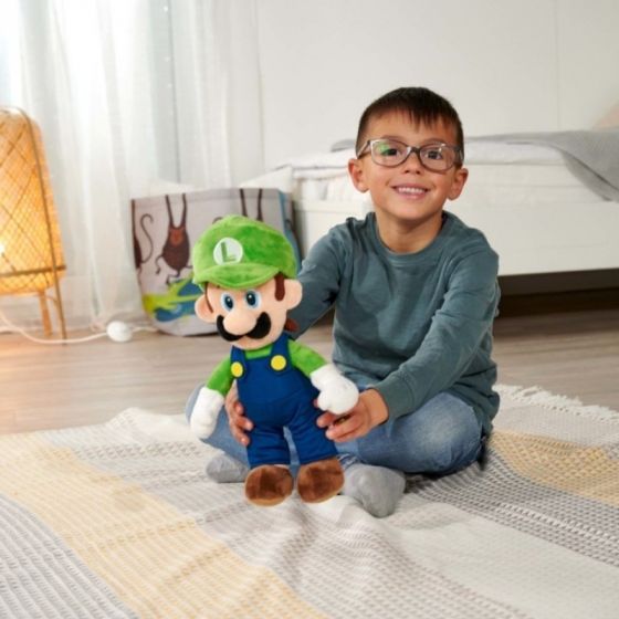 Super Mario Luigi bamse med selebukse og bart - 30 cm