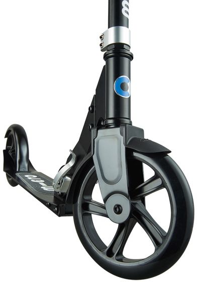 Micro Cruiser Black - sparkcykel med stora hjul och extra brett styre