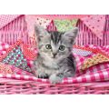 Ravensburger XXL puslespill 100 brikker - søt kattepus i rosa kurv med vimpler