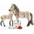 Schleich Horse Club Hannahs førstehjælpssæt - med figur og to heste