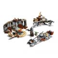 LEGO Star Wars 75299 The Mandalorian Trouble on Tatooine