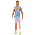 Barbie Ken Fashionistas #212 - docka med benprotes, los angelses-tröja och lila shorts