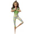 Barbie Made to Move - dukke med 22 fleksible ledd - brunette med fargerike yogabukser