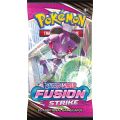 Pokemon TCG: Sword and Shield 8 Fusion Strike - boosterpack med byttekort