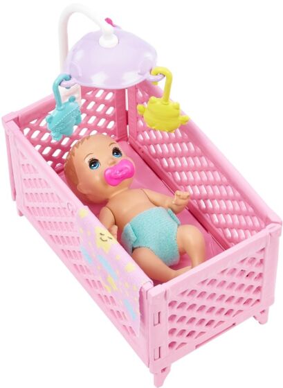 Barbie Skipper barnepige dukke med baby minidukke og babyseng