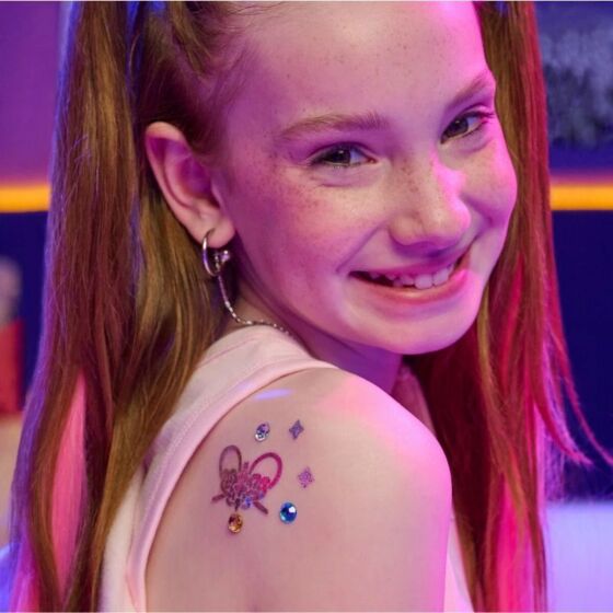 K-Pop Demon Hunters tatueringsset med glitterfolie