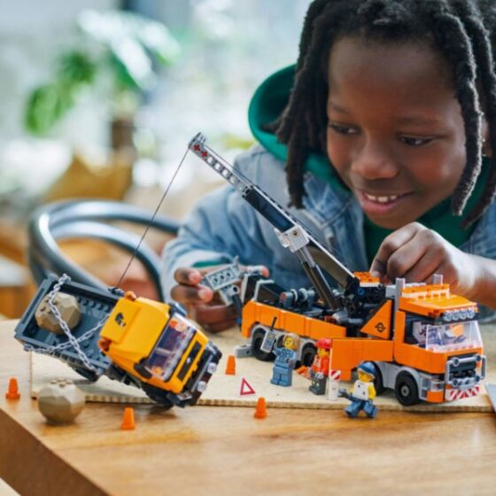 LEGO City 60467 Stort bjærgningskøretøj med kran