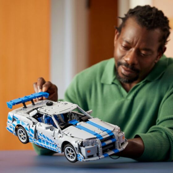 LEGO Technic 42210 2 Fast 2 Furious Nissan Skyline GT-R (R34)-bil