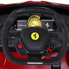 Rød Ferrari elbil til barn med kule detaljer og logo