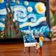 Lego Ideas 21333 Starry Night maleri med byggeklosser og Vincent van Gogh minifigur