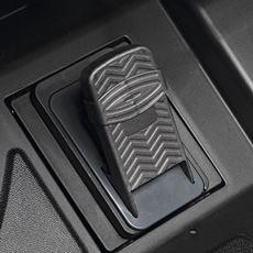 Terrengbil som styres med en pedal - press for start og slipp for brems