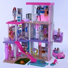 Barbie DreamHouse GRG93 med eget discorom i 3 etasje med glinsende discokule