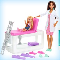 Barbie doktor lekesett med legedukke, pasientbenk og masse tilbehør