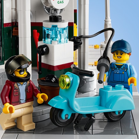 LEGO Creator Expert 10264 Garaget på hörnet - Tanka och reparera bilar i verkstaden