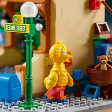 LEGO Ideas 21324 123 Sesame Street - Bert, Ernie, Elmo, Cookie Monster, Big Bird minifigures