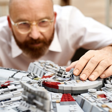 LEGO Star Wars Millenium Falcon med laserkanoner